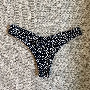 Blackbough Maui Bottoms in Black flint